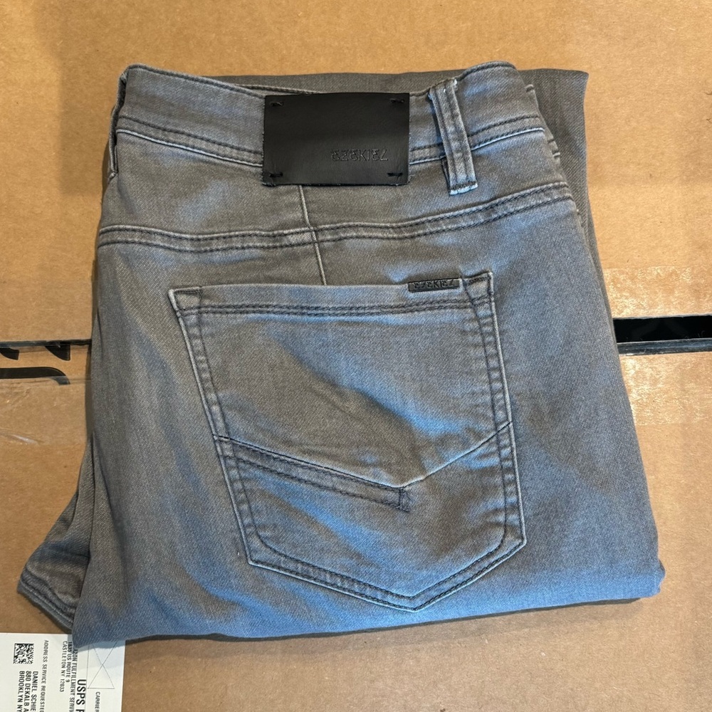 Ezekiel Men's Gray Slim Jeans